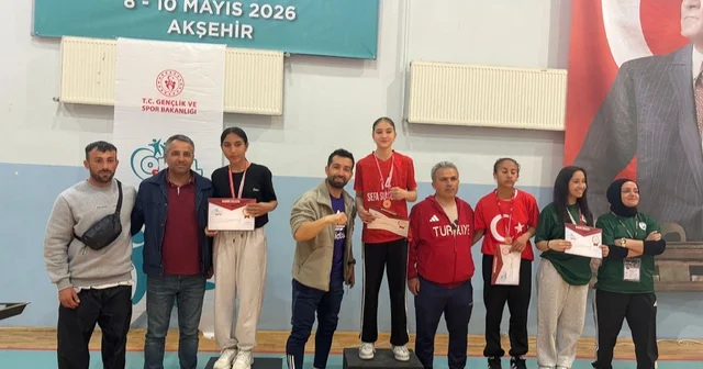 Çifte şampiyon Sudenaz dan Manisa ya gurur Manisa Haberleri