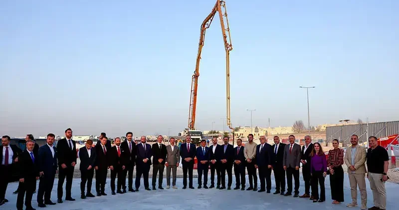 Bakan Fidan, Katar Türk Okulu inşaatında incelemelerde bulundu
