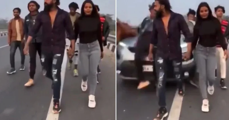 TikTok sevdası kaza yaptırdı! Kalabalık gruba otomobil çarptı