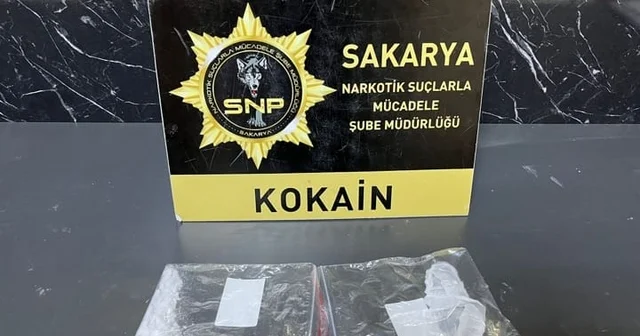 Sakarya da uyuşturucu ticareti yaptığı iddiasıyla yakalanan zanlı tutuklandı Sakarya Haberleri