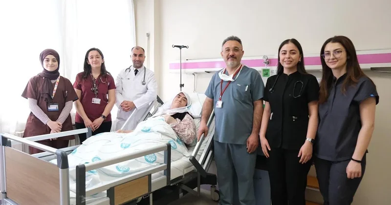 Göğsünden 7 kilo 750 gramlık tümör çıkarıldı Sözcü Gazetesi