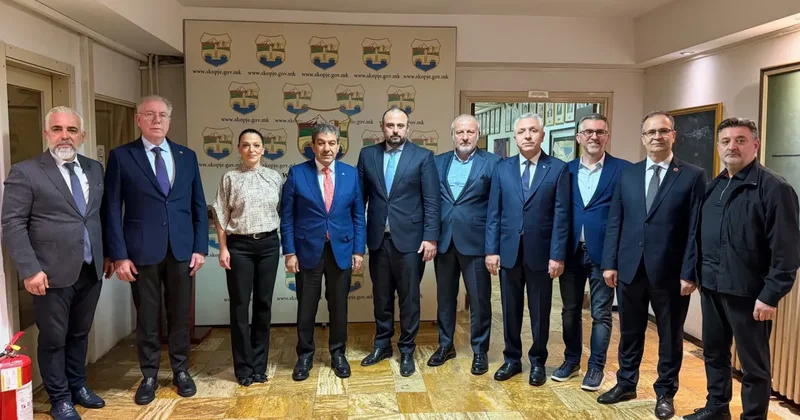 Esenler Belediyesi, Üsküp teki Taş Köprü yü aydınlatacak