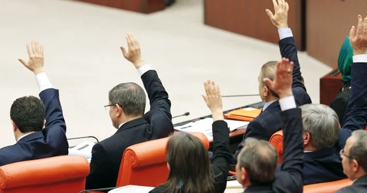 Kadastro torbası Meclis’ten çıktı