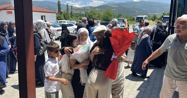 Niksarlı hacılar kutsal topraklardan döndü Tokat Haberleri