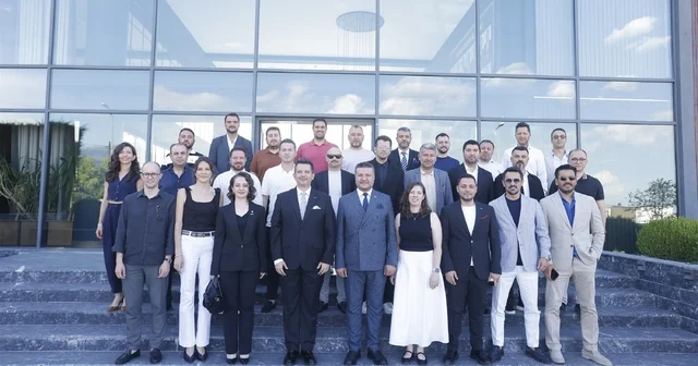Genç iş dünyasında örnek iş birliği Ege ile Akdeniz arasında ticari köprü kuruldu Antalya Haberleri