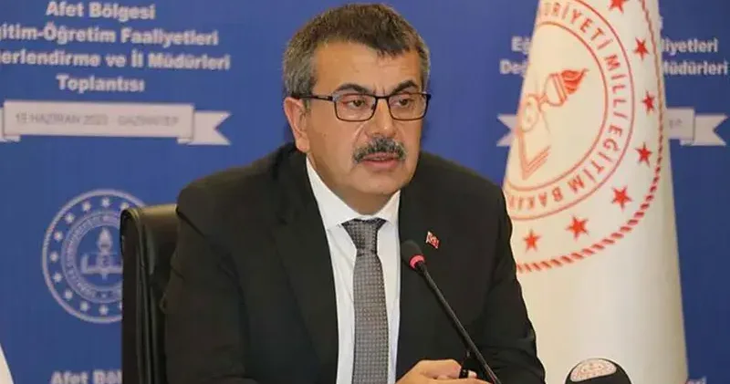Bakan Tekin: Sınav saatlerinde okul çevrelerinde sessiz olmaya özen gösterelim