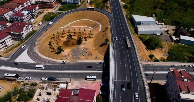 Kocaeli de 6 ayda tamamlanan köprülü kavşakta ilk sürüş TOGG ile yapıldı Kocaeli Haberleri