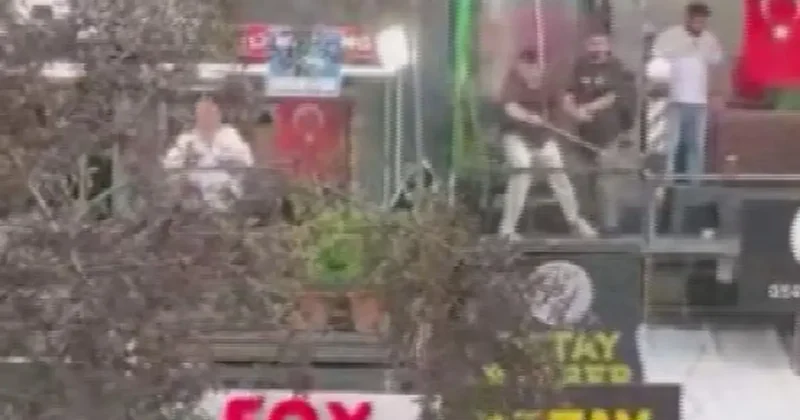 Ankara’da berberlerin sopalı kavgası kameraya yansıdı
