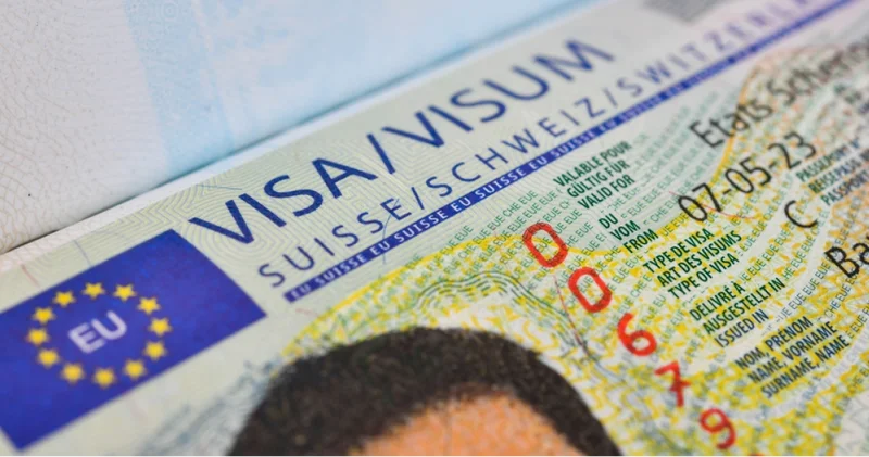 Ticaret Bakanlığı, vize aracılık firmalarının reklamlarına karşı harekete geçti