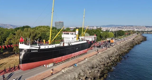 Bandırma Vapuru karadan yürütülerek taşınmaya başlandı Samsun Haberleri Habertürk Yerel Haberler