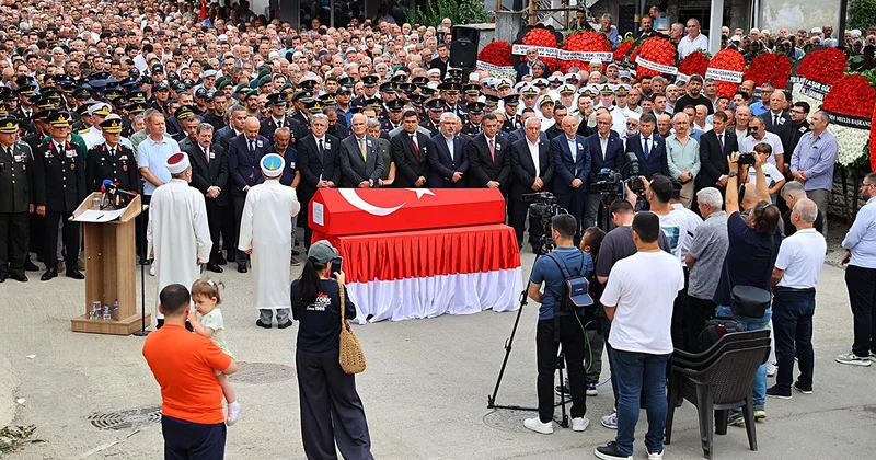 Şehit jandarma dualarla son yolculuğuna uğurlandı