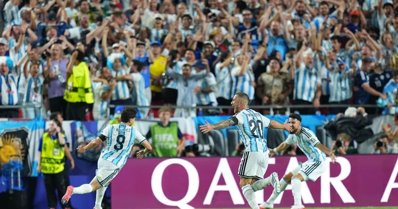 120 dakika nefesleri kesti! Arjantin zor da olsa yarı finalde