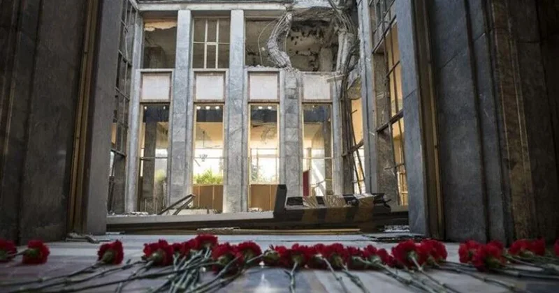 15 Temmuz da TBMM bombalar altında demokrasiye sahip çıktı