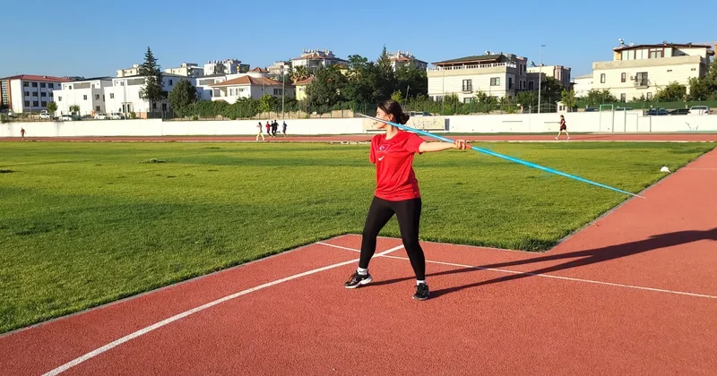 Depremde enkazdan günler sonra çıkarılmıştı! 3 dalda Türkiye şampiyonu oldu