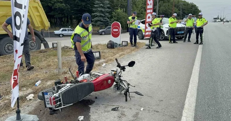 Yüzmek için denize giderken kazada ağır yaralandılar
