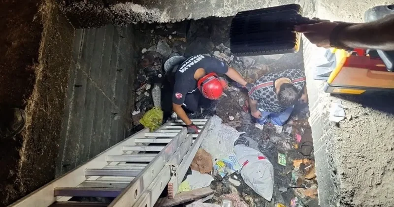 İnşaat halindeki binada bodrum boşluğuna düştü