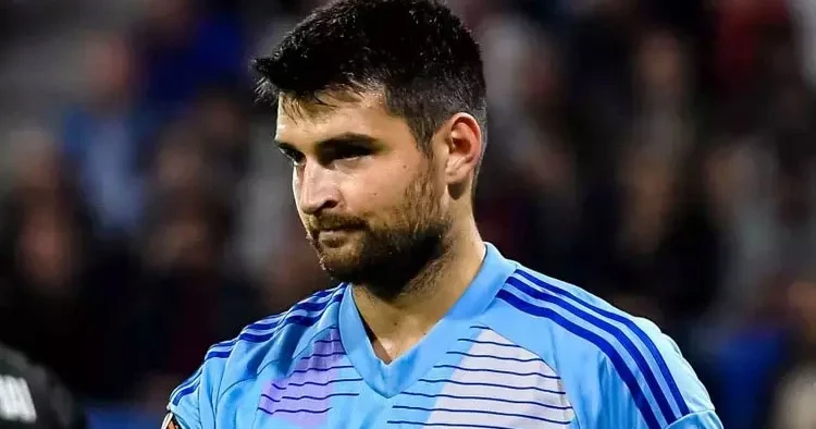 Al Jazira, kaleci Ersin Destanoğlu nun transferini açıkladı!