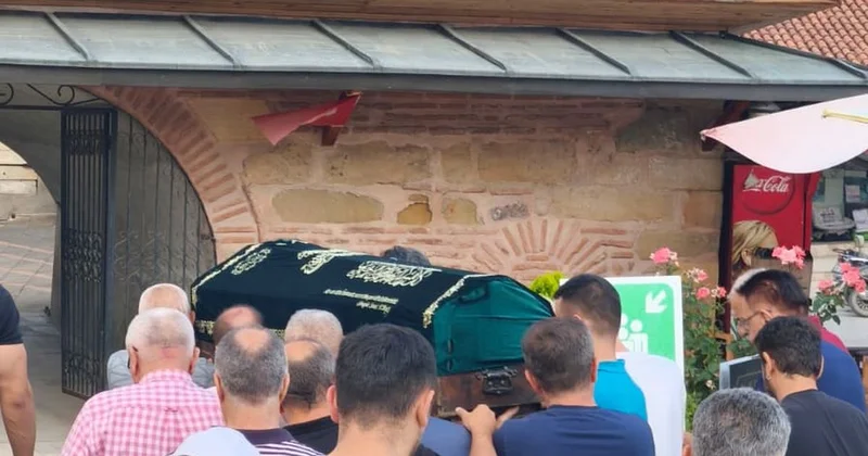 Bisikletli Semih Özer otomobil çarpması sonucu hayatını kaybetti