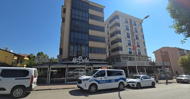 Safranbolu da 4. kattan düşen genç kız ağır yaralandı: Kafenin tentesi hayatta tuttu Karabük Haberleri Habertürk Yerel Haberler