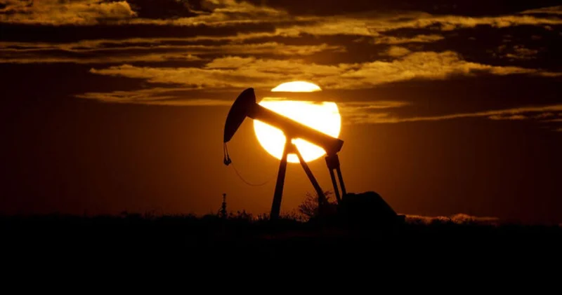 Uluslararası Enerji Ajansı petrol arz tahminini aşağı çekti