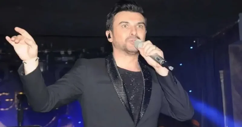 Gökhan Tepe nin kariyerinin 30. yıl konserinde duygusal anlar: Sen olmasaydın göremezdim...