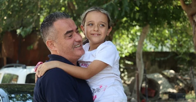 Yangında bisikleti yanan Hazal a Başkan Arıcı, yeni bisiklet hediye etti Aydın Haberleri Habertürk Yerel Haberler