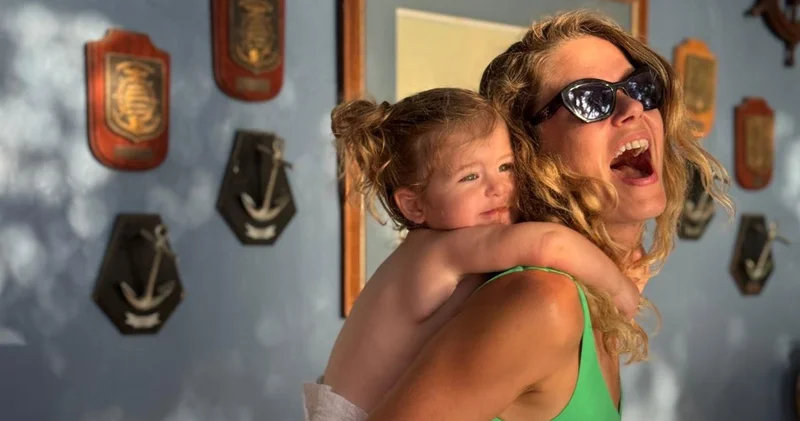 Burcu Biricik in aile tatili