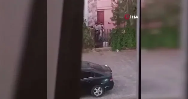Şanlıurfa da sokak savaş alanına döndü: Uzun namlulu silahlarla kurşun yağdırdılar