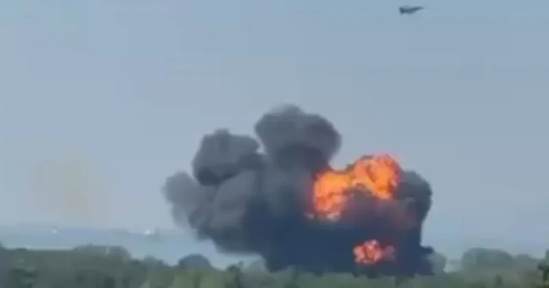 Yalova’da düşen F 16 uçağının pilotu, Yalova Eğitim Araştırma Hastanesi’nde tedavi altına alındı