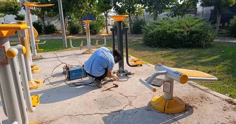 Akdeniz’de parklar yenileniyor, çocuklar için daha güvenli hale getiriliyor