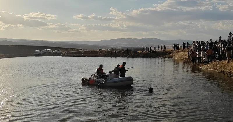 Muş ta gölete giren 13 yaşındaki çocuk kurtarılamadı Sözcü Gazetesi