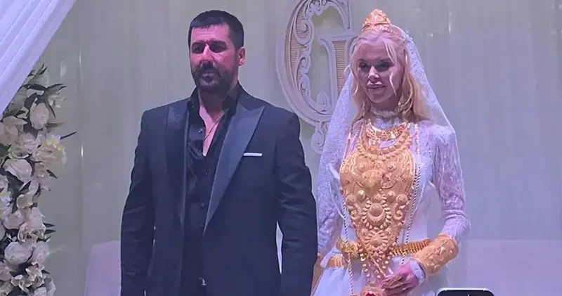 Van’da görüntüleri sonrası soruşturma açılan düğünde takılan altınlar odunluktan çıktı