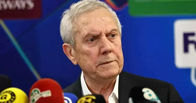 Başkan Aziz Yıldırım devreye girdi, İsmail Kartal devam dedi