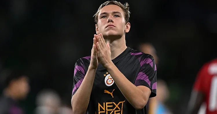 Aleksey Batrakov dan Galatasaray açıklaması! Transferimin hakkını vermeliyim