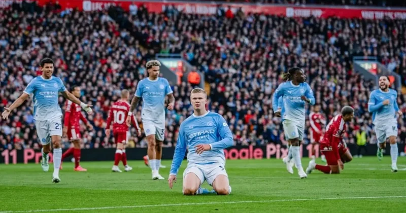 Küme düşürülmesi tartışılan Manchester City Liverpool dan üç golle intikam aldı Sözcü Gazetesi