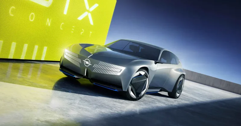Elektrikli station wagon döneminin öncüsü: Opel STX Concept tanıtıldı