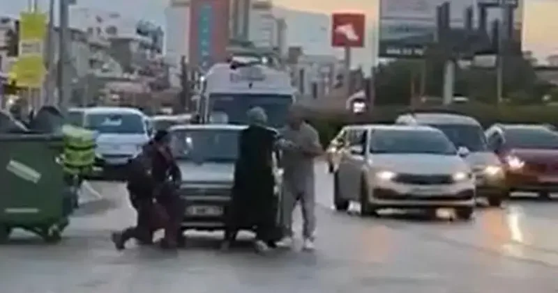 Trafikte tartıştığı kişinin otomobilini tekmeledi, 180 bin lira ceza uygulandı