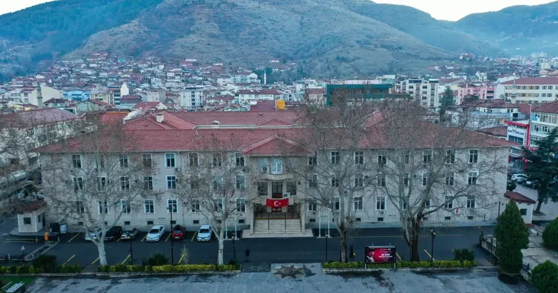 Son dakika: Bir ilimizde okullar 1 gün tatil edildi!