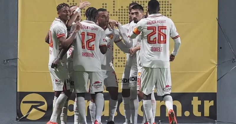 Kırmızı kart, penaltı, hat trick! Göztepe gol olup yağdı