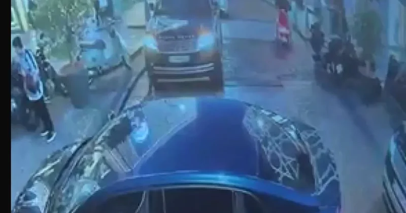 SON DAKİKA Sarıyer de sahte polis kimliğiyle 10 milyonluk vurgun! İran asıllı iş adamının önünü kesip zorla araca bindirdiler! Önce darp, sonra gasp...