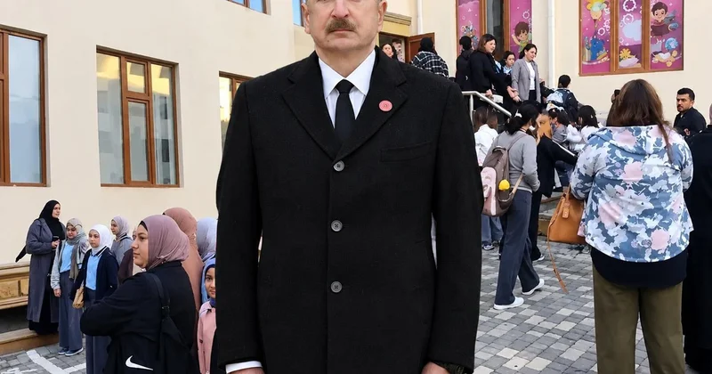 Azerbaycan da başörtüsü krizi büyüyor
