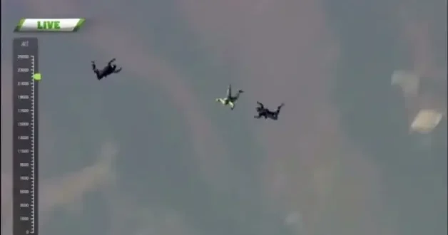 İmkansızı başardı ve tarihe geçti: 7 bin 600 metreden paraşütsüz atladı