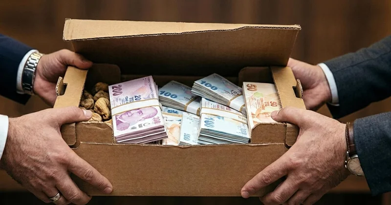 İzmir de incir kutusunda 300 bin TL rüşvetle suçüstü yakalanan müfettiş tutuklandı