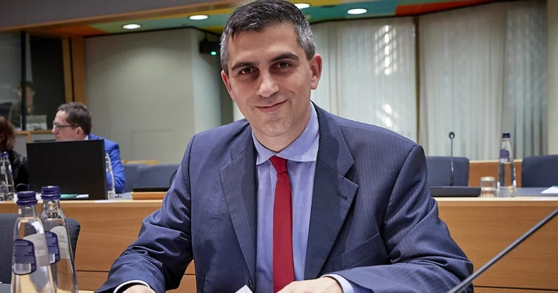 Yunan Bakan Dimas tan tartışma yaratan paylaşım; X müdahale etti Sözcü Gazetesi