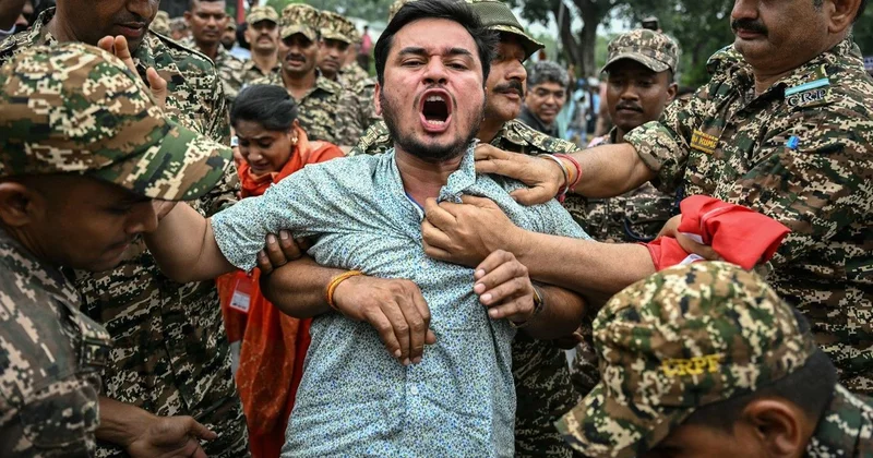 Hamam Böcekleri hükümete meydan okudu! Sokaklarda gerilim büyüyor