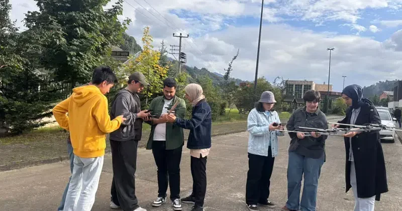 KTÜ lü öğrenciler, uzaydan gelen sinyalleri yakaladı