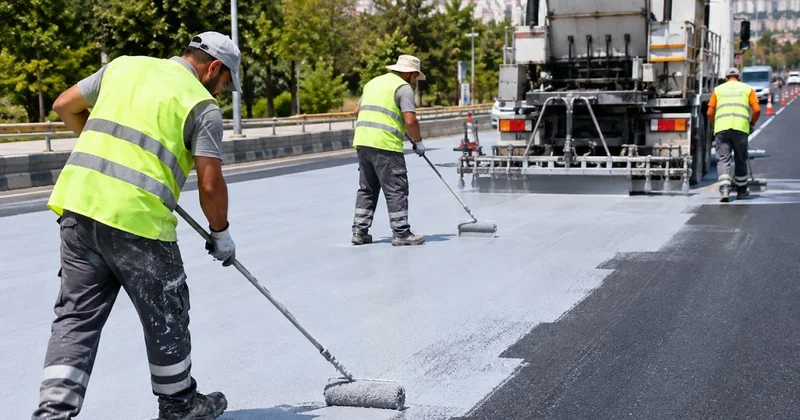 Siyah asfalt dönemi kapandı: 322 kilometrelik yolu griye boyadılar Sözcü Gazetesi