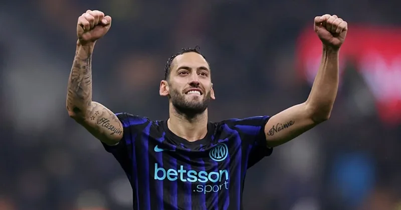Inter forması giyen Hakan Çalhanoğlu na büyük onur