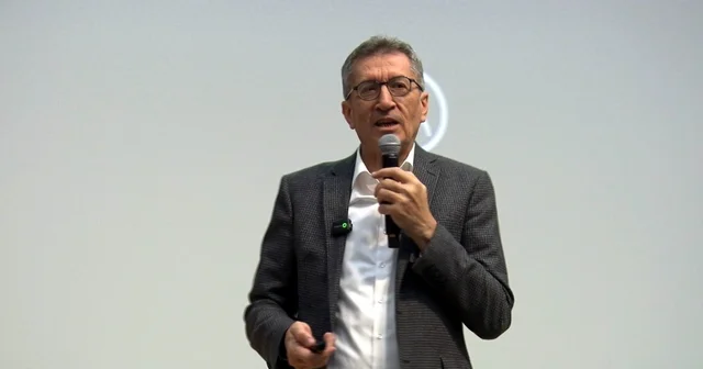 Önceki dönem Milli Eğitim Bakanı Selçuk: Dünya, eğitim bilimleri ve diğer bilimler açısından çok farklı bir dönemden geçiyor Yapay zeka insan aklının sistematik ilk intiharı Kayseri Haberleri