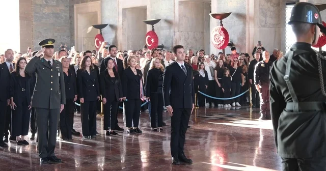 Başkan Mandalinci ve meclis üyelerinden Anıtkabir ziyareti Muğla Haberleri